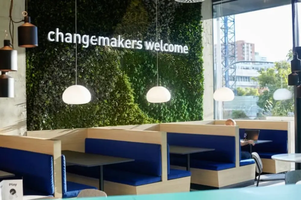 The Social Hub Coworking, Espacio abierto Nomade, Barcelone