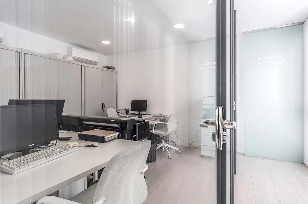 Espai 114 Barcelona, Despacho privado con 2 puestos, Badalona