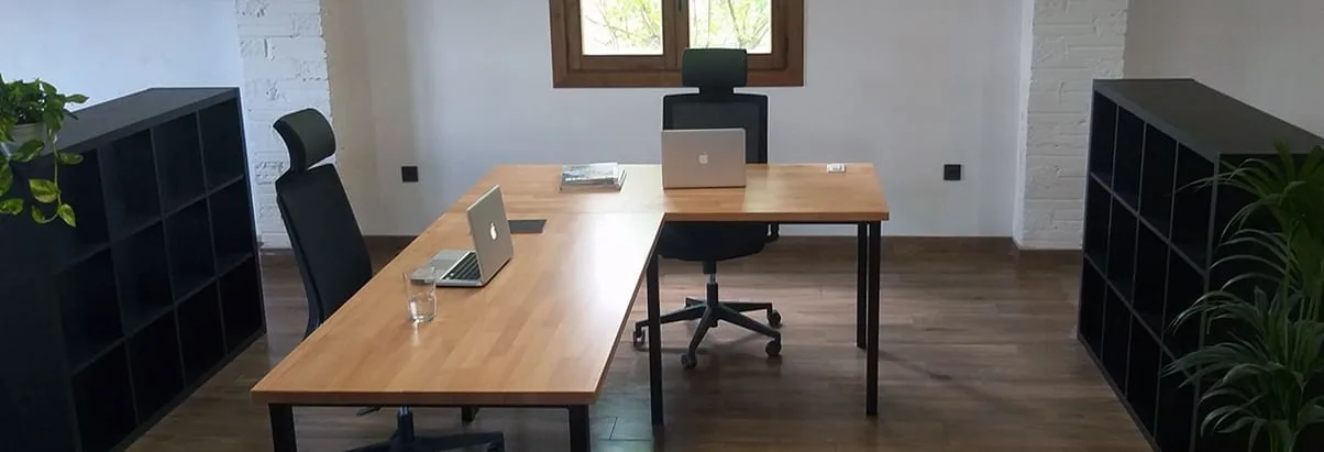 Espai Cirera, Bureau privatif 2 postes, Lladurs