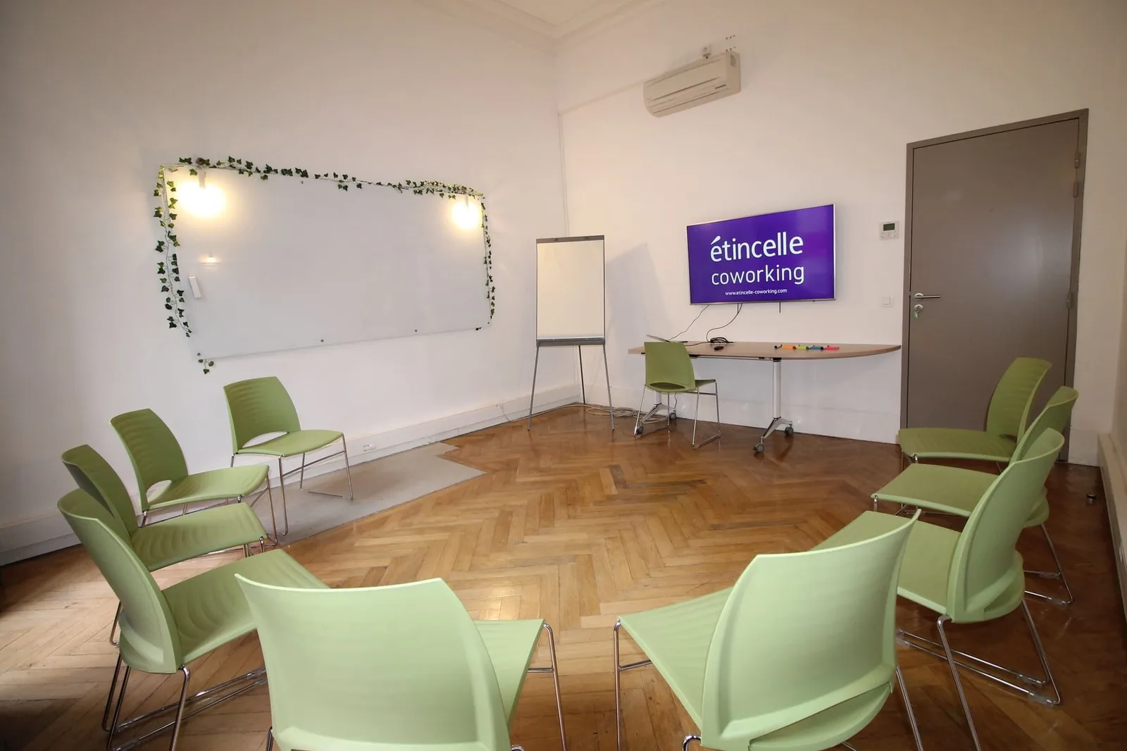 Etincelle Coworking Carmes, Training room for 11 people, Toulouse