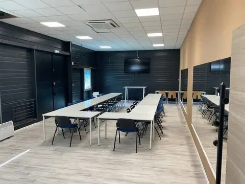 F5 Chenôve, Salle de formation 20 personnes, Chenôve