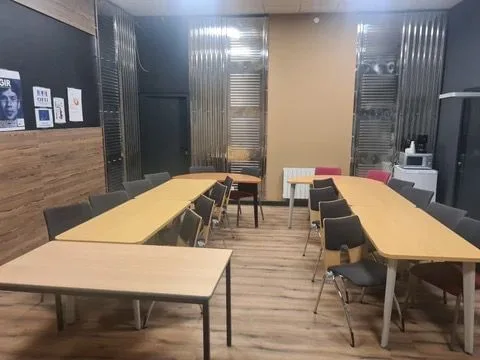 F5 Chenôve, Salle de réunion 16 personnes, Chenôve