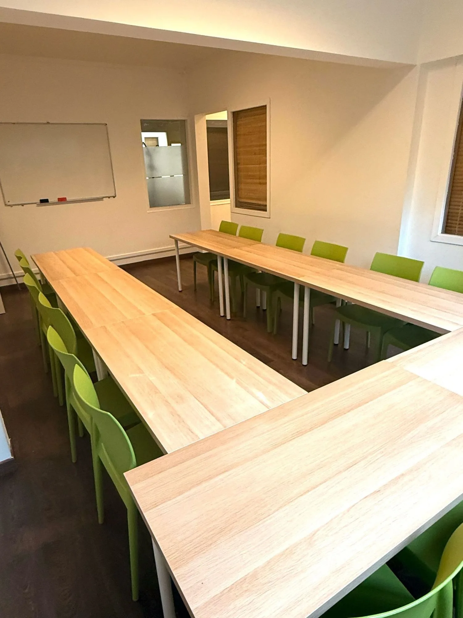 Facility Center, Schulungsraum für 14 Personen, Montreuil