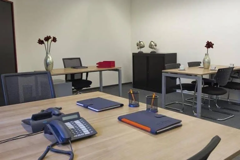 Facility Point Rotterdam Airport, Private office, 3 desks, Rotterdam