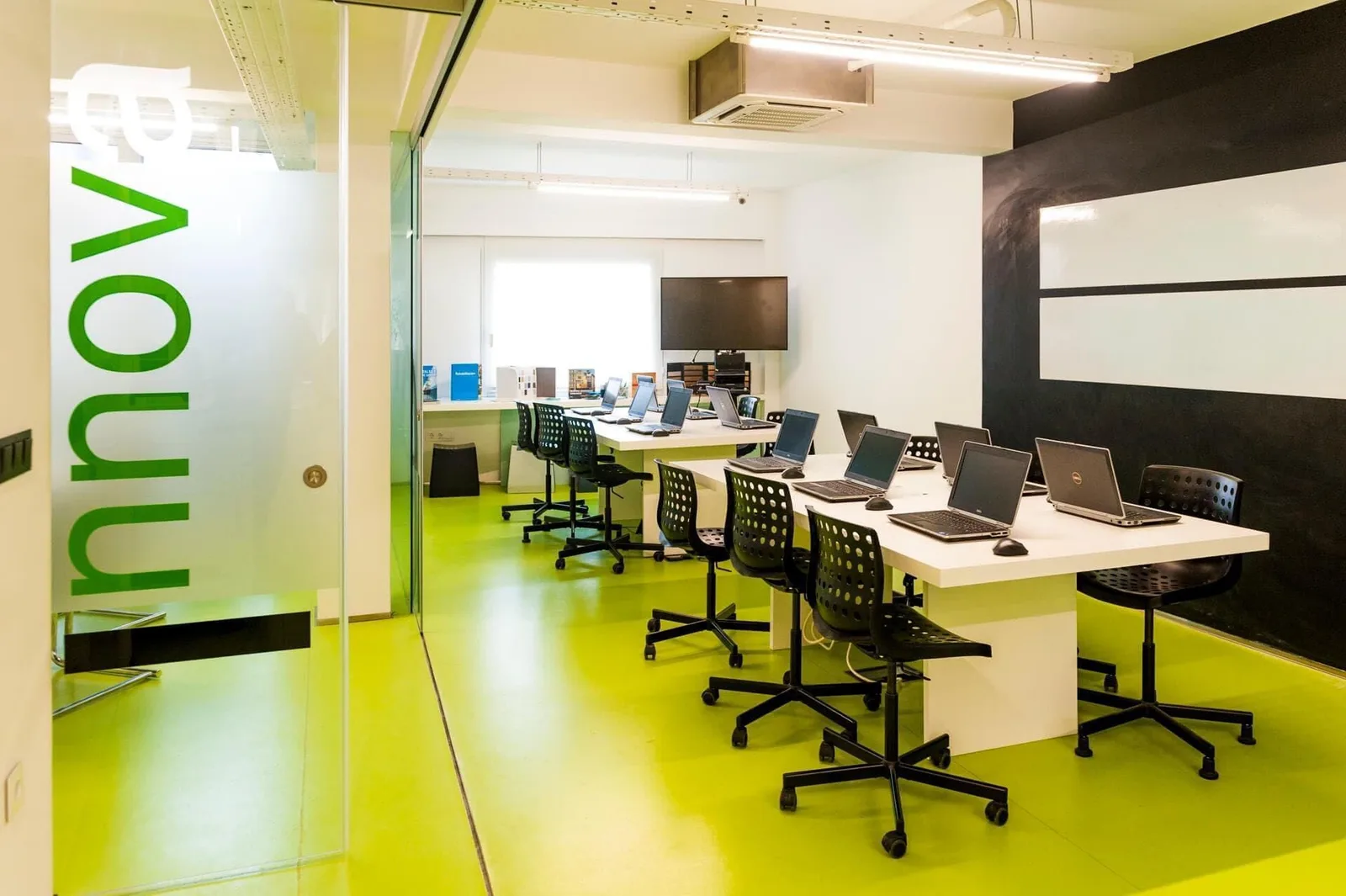 La Factoria De Proyectos, Training room for 12 people, Bueu