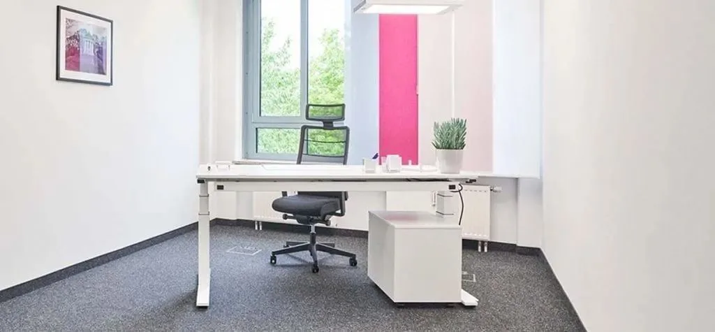 First Choice Business Center München-Airport, Private office, 1 desk, Hallbergmoos