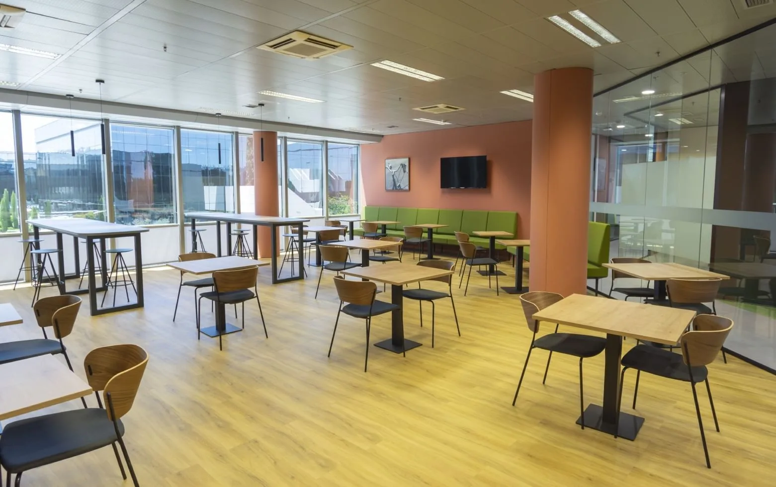 First Workplaces La Finca, Cafetaria, Pozuelo de Alarcón