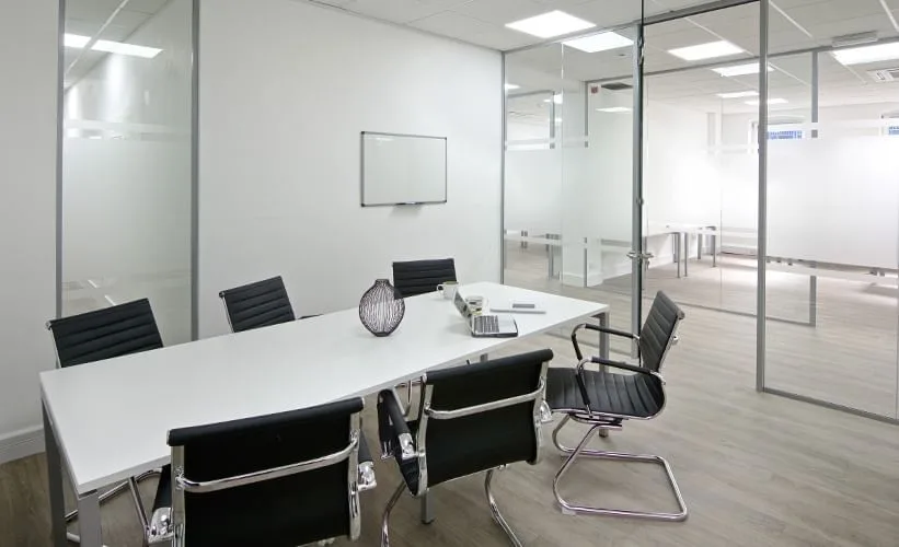 Freedom Works Worthing - The Mill Building, Salle de réunion 6 personnes, Worthing
