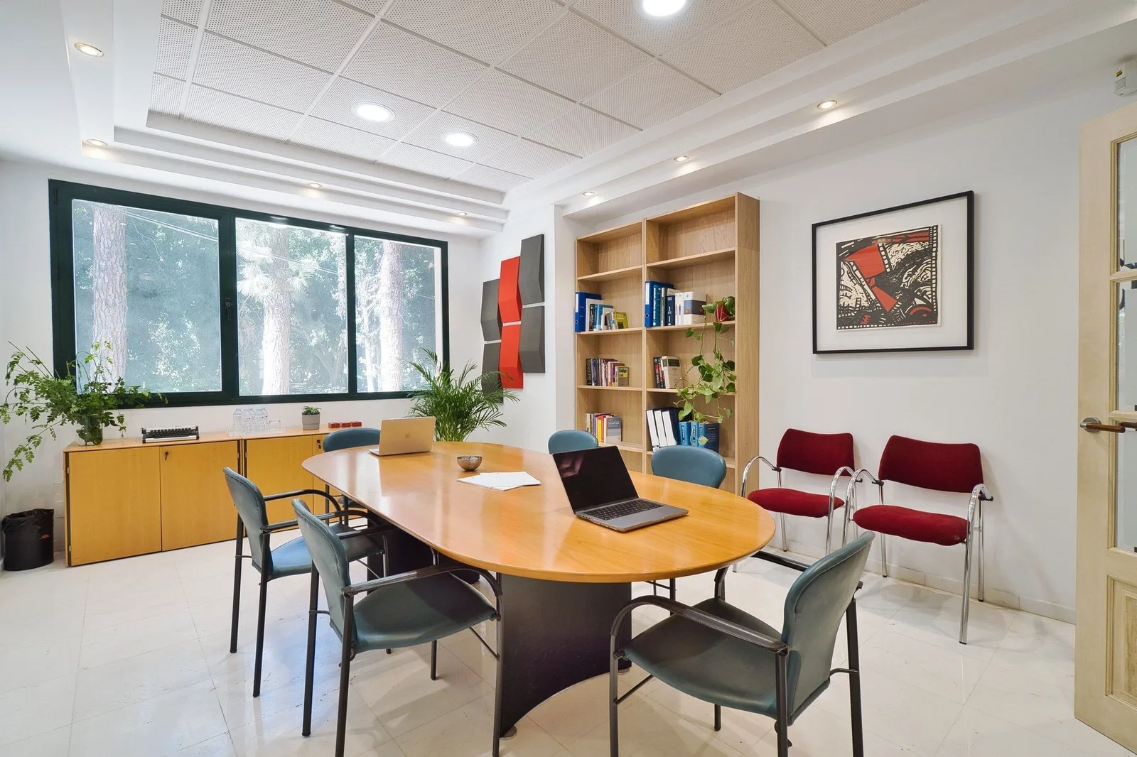 Gracia Offices, Sala de reuniones para 6 personas, Marbella