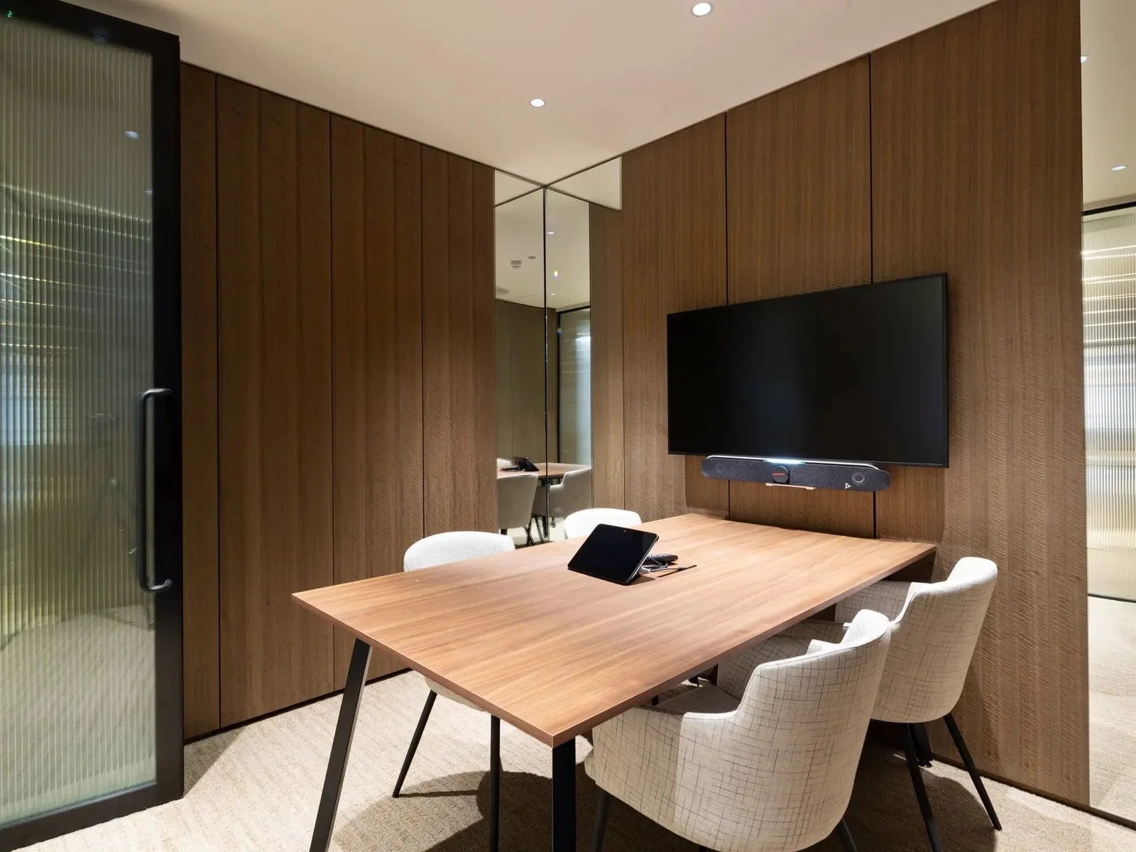 Grosvenor - 6 Grosvenor Street, Meeting room for 5 people, London