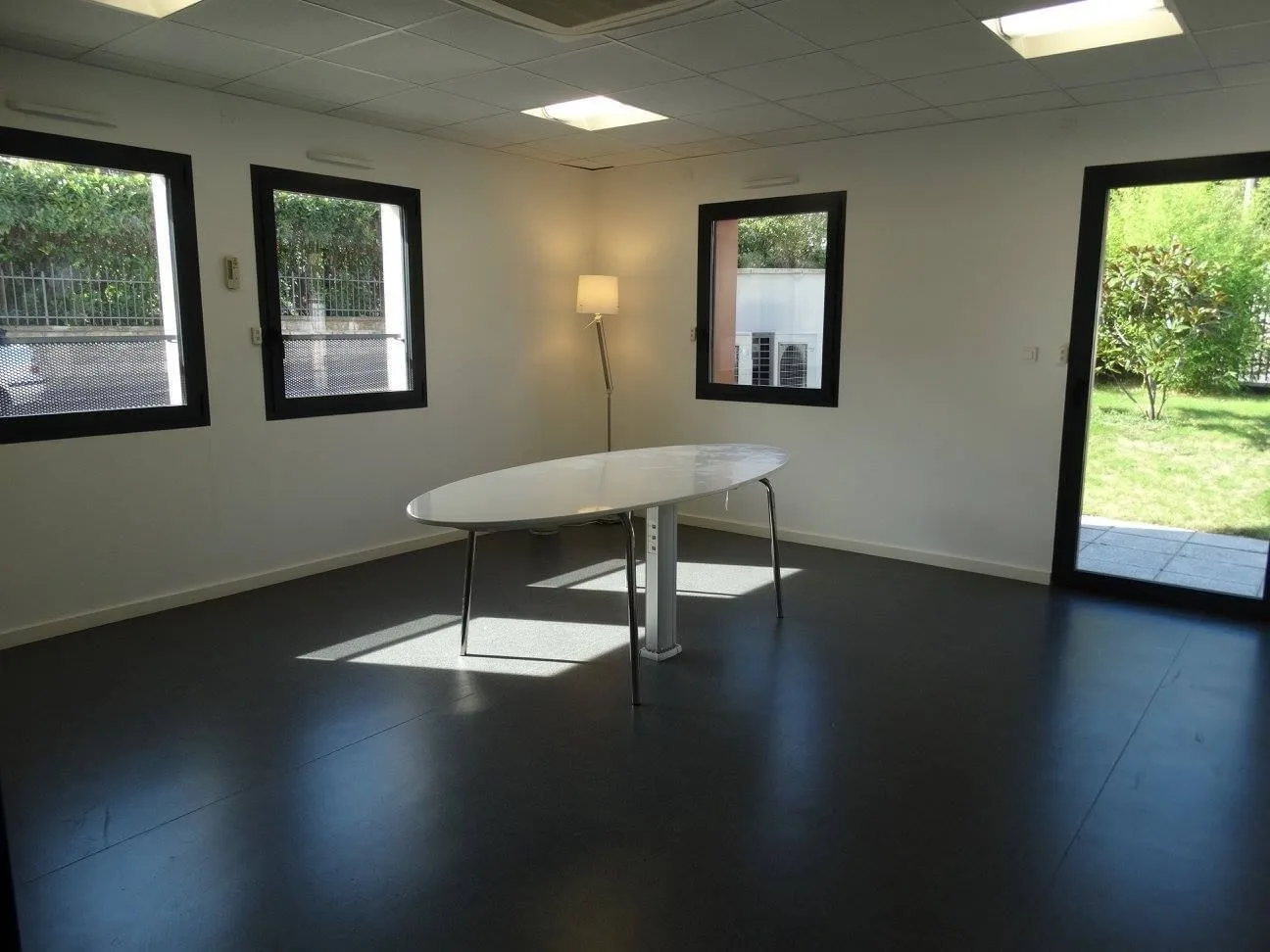 Gustav Co, Salle de réunion, Dijon