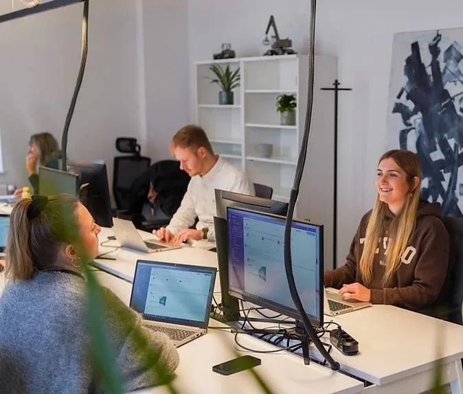 Hamburger Ding, Open-plan office, Hamburg