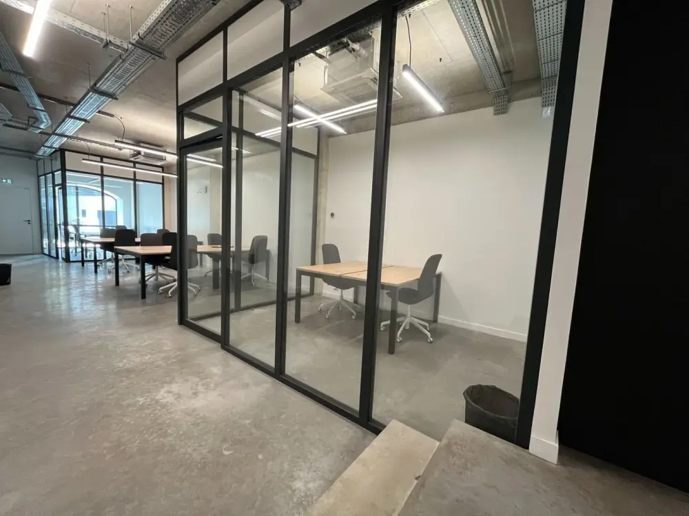 Le Hangar Coworking, Bureau 9m2, Bordeaux