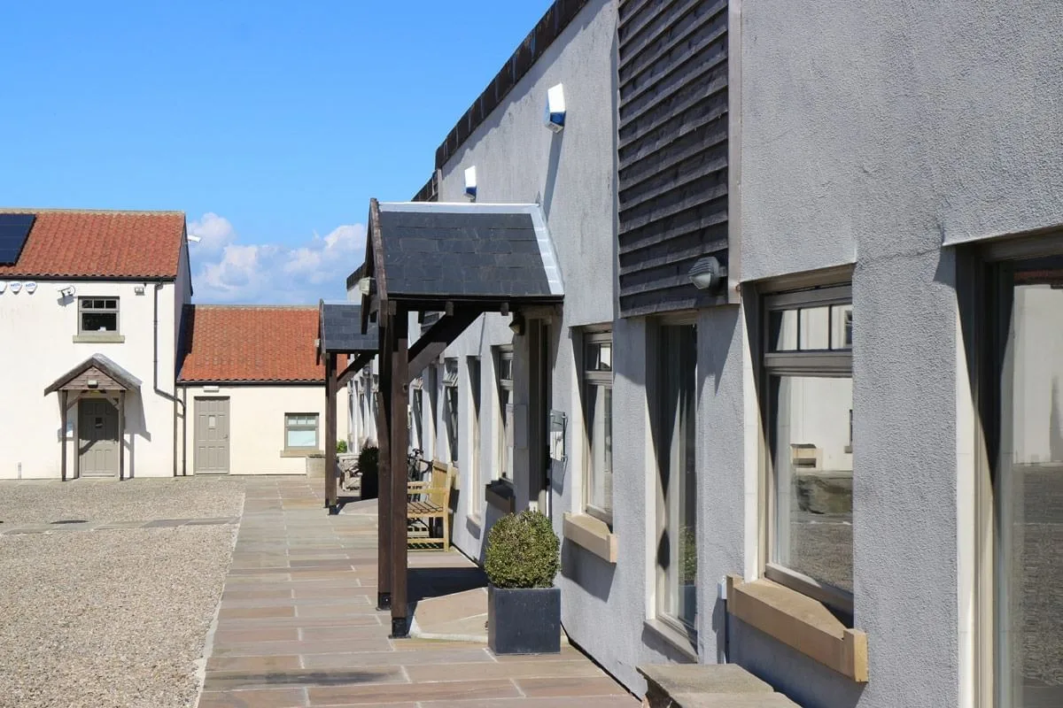 Harelands Courtyard Offices, Building facade, Darlington