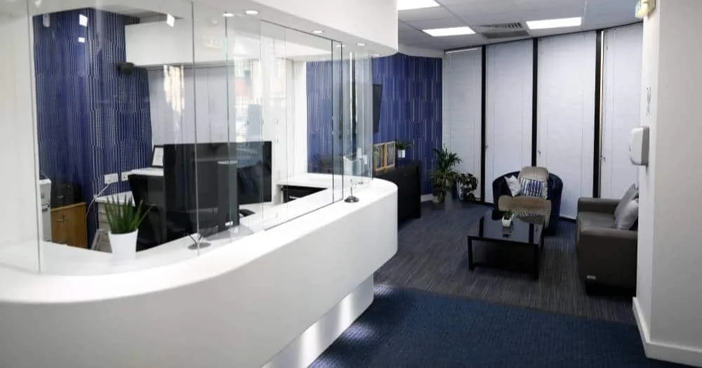 Harrow Business Centre, Réception, Harrow