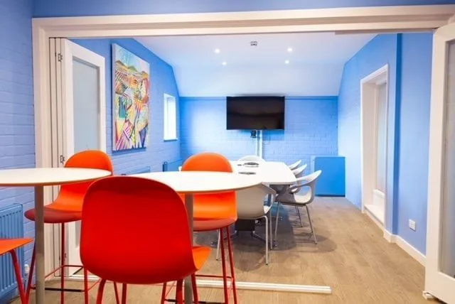 Hasleworks, Salle de réunion 8 personnes, Haslemere