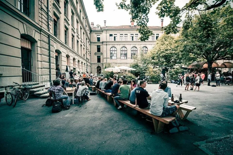Der Hauptsitz, Terrasse et espace extérieur, Berne