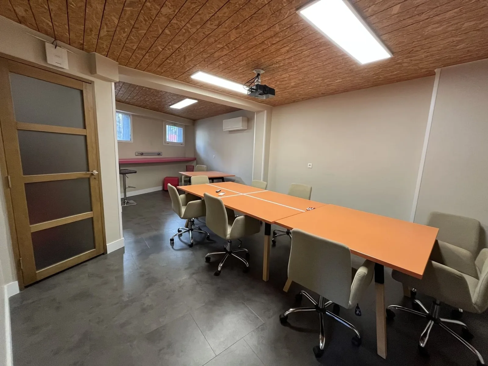 Healthsquare, Meeting room for 8 people, Bordeaux
