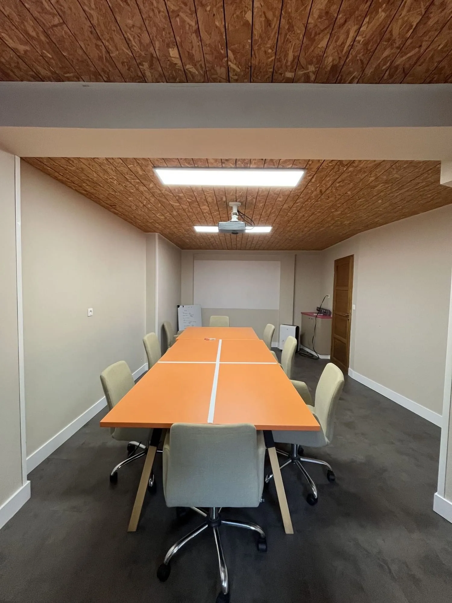 Healthsquare, Meeting room for 8 people, Bordeaux