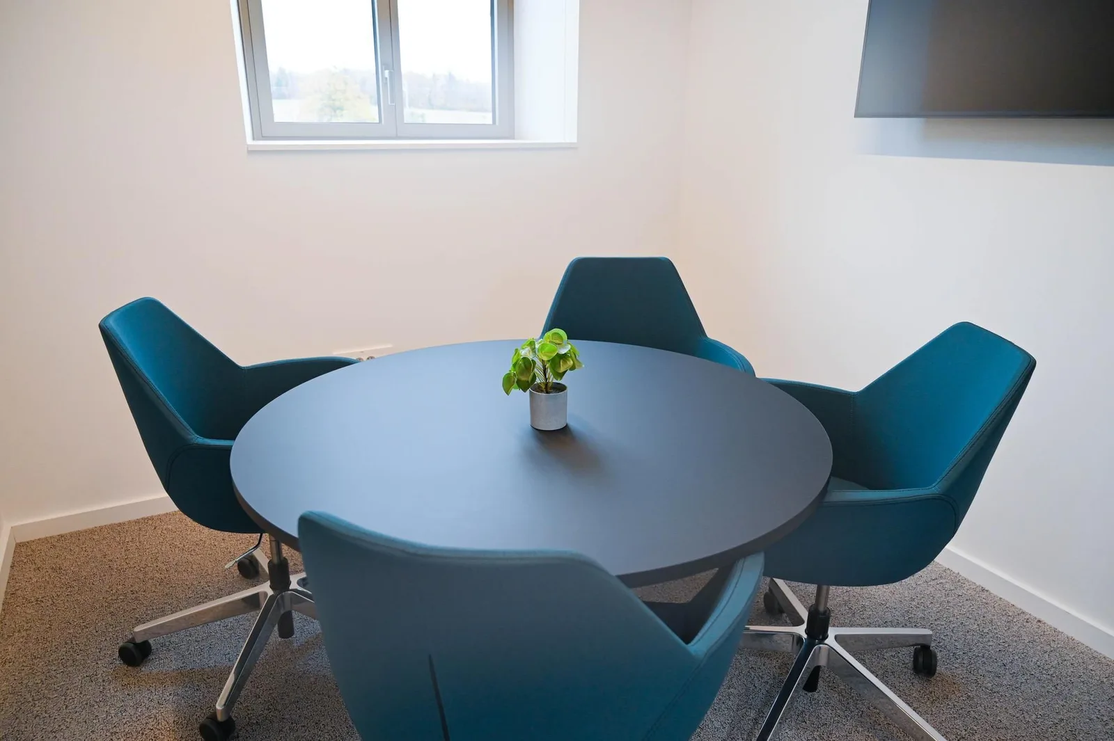 Hélice Galerie, Meeting room for 4 people, Flin