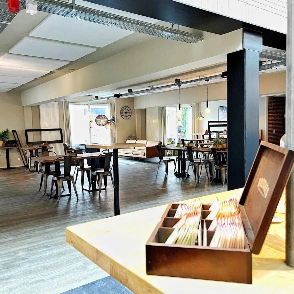 Het Zakenstation, Cafeteria, Heerhugowaard