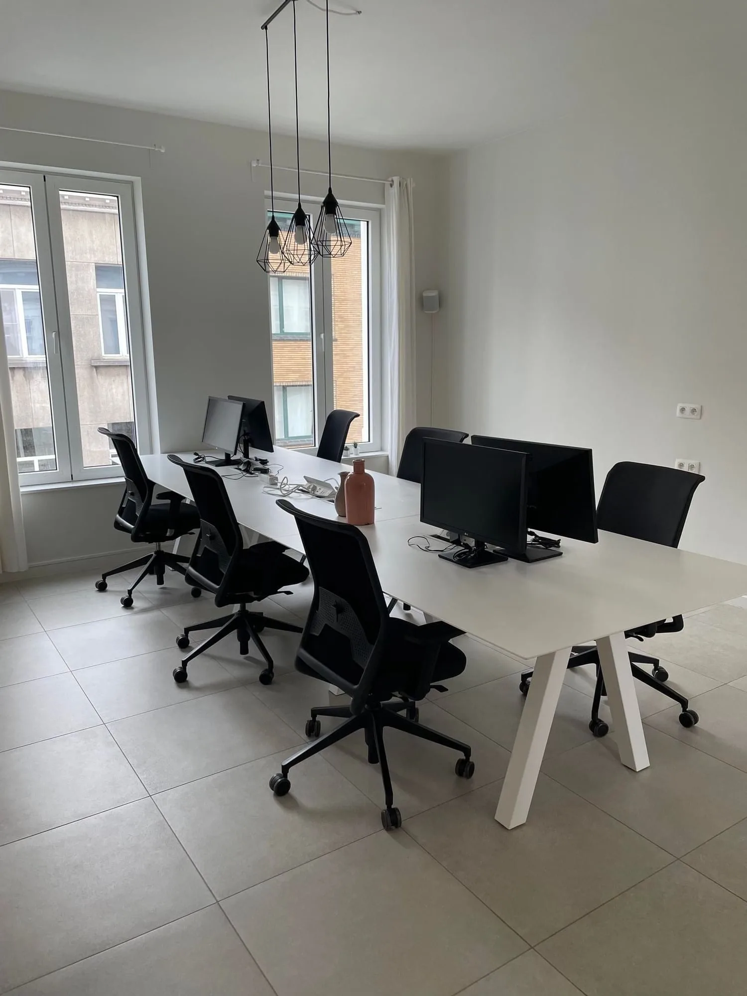 HIER - Huis voor ondernemers, Bureau privatif 6 postes, Alost