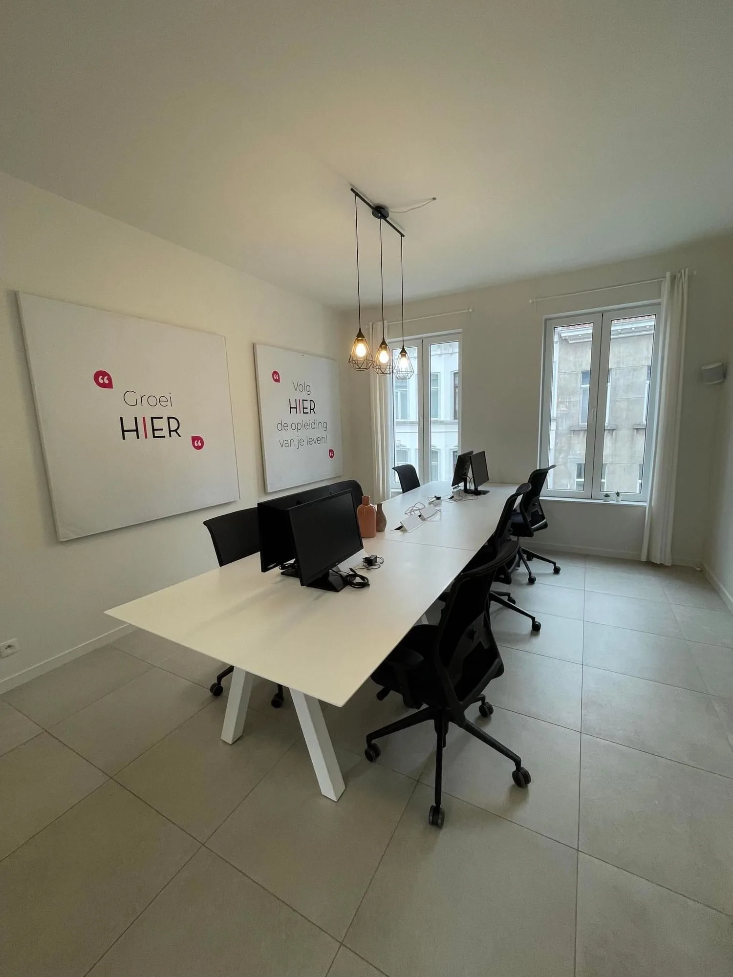 HIER - Huis voor ondernemers, Bureau privatif 6 postes, Alost