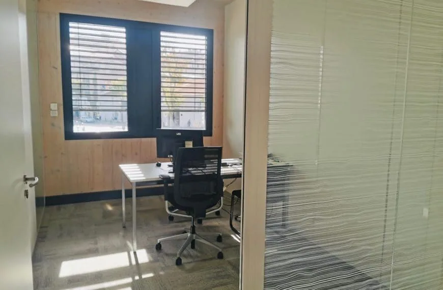Hiptown Docks Libres, Bureau privatif 2 postes, Marseille 3e