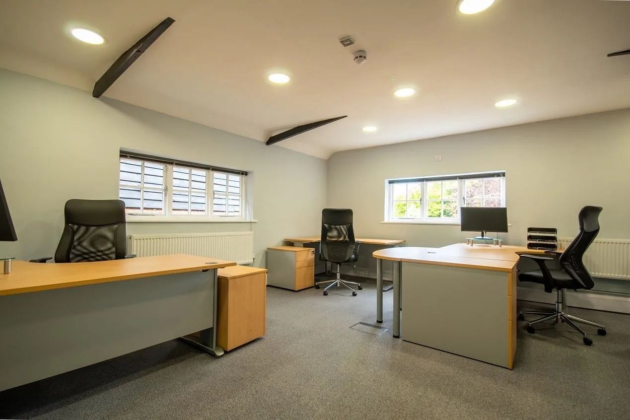 Hone Properties, Bureau privatif 3 postes, Farnham
