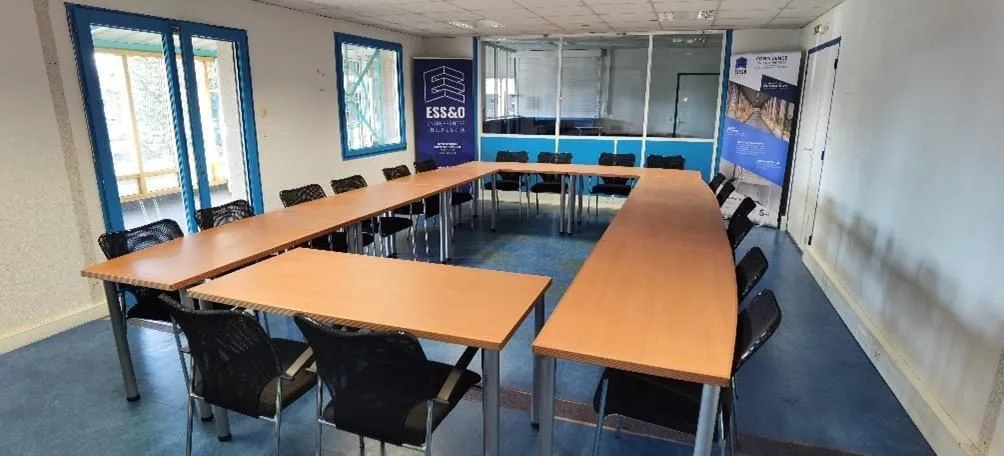 Hôtel d'entreprises Confluence, Meeting room for 16 people, Conflans-Sainte-Honorine