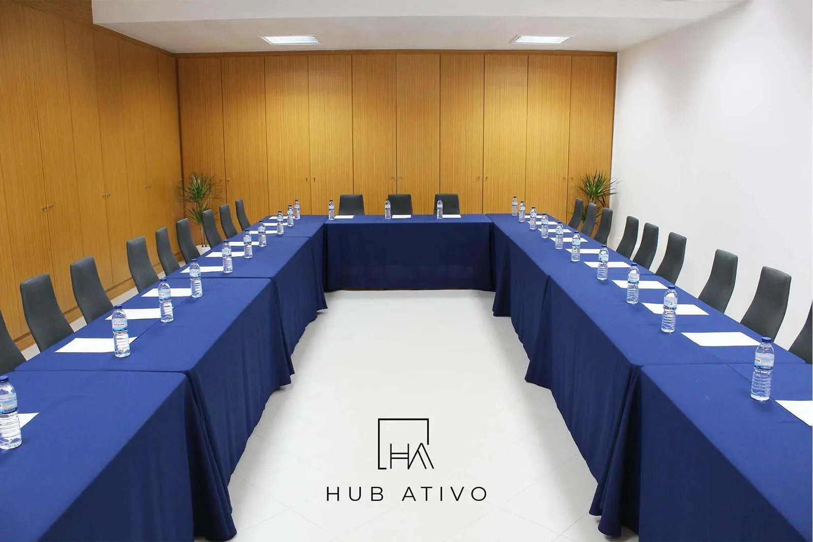 HUB Ativo, Sala de reuniones para 23 personas, Portimão