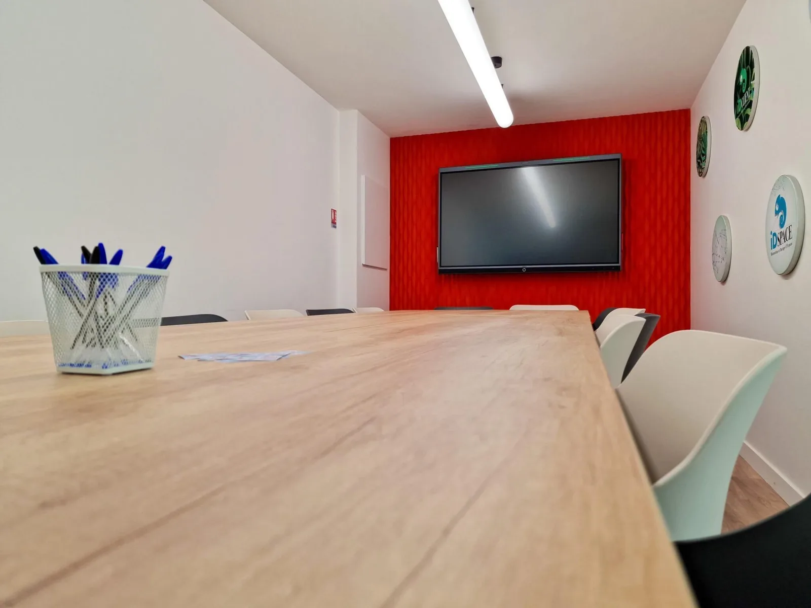 ID COWORK, Salle de réunion 8 personnes, Saint-Maur-des-Fossés