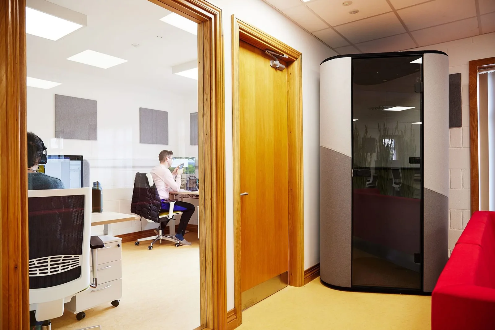 The Impact Hub @Crann, Cabine acoustique, Classis