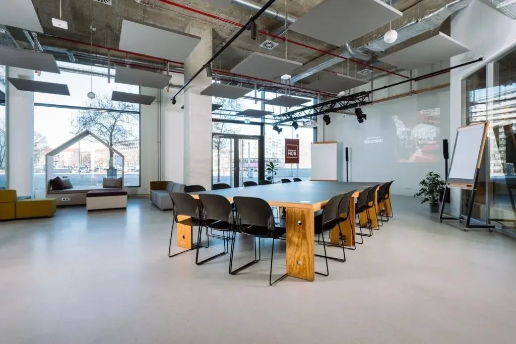 Impact Hub Dresden - Striesen, Besprechungsraum für 12 Personen, Dresden