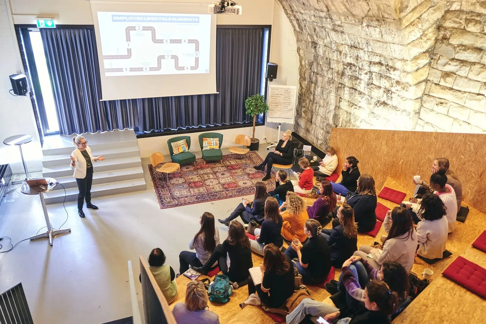 Impact Hub Zürich - Viadukt, Auditorium mit 22 Plätzen, Zürich