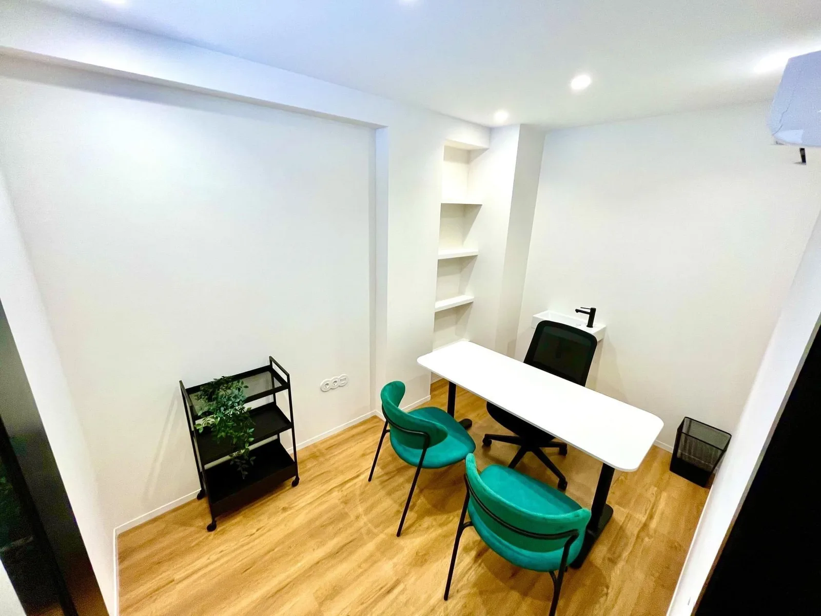 Incubou, Bureau privatif 1 poste, Vila Nova de Gaia