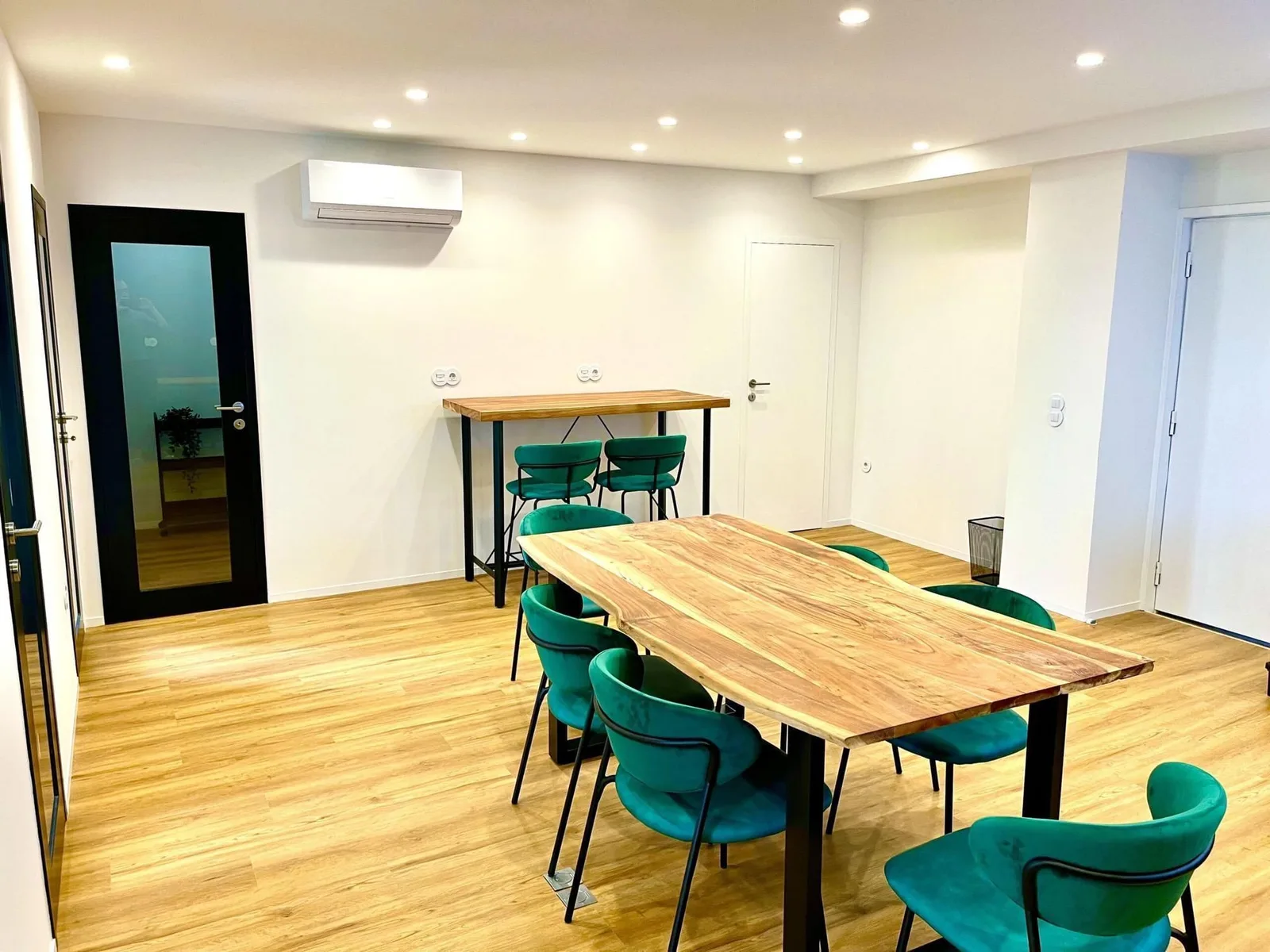 Incubou, Salle de réunion 6 personnes, Vila Nova de Gaia