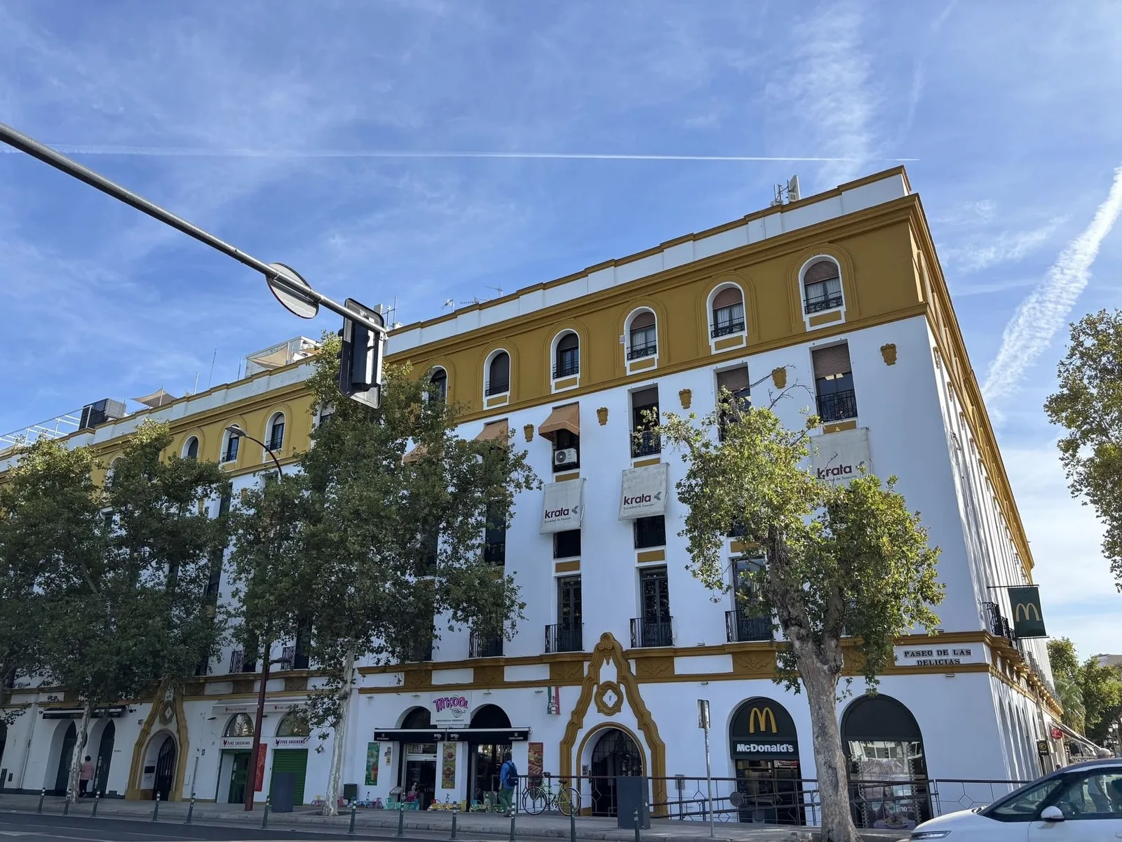 Inn Offices Torre Del Oro, Façade, Séville