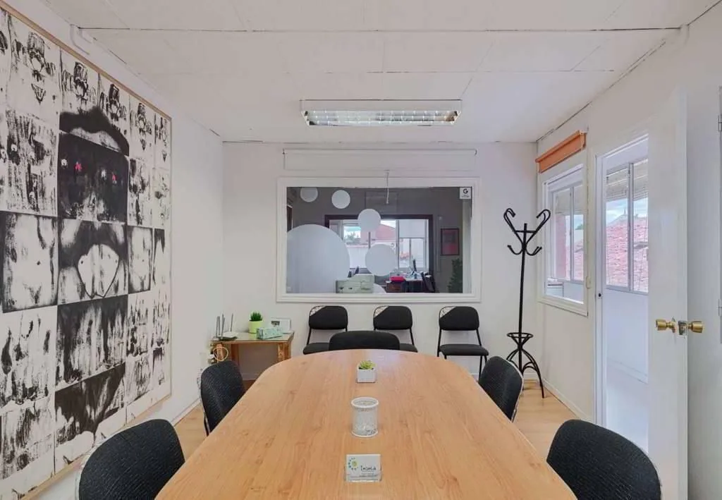 Ínsula Coworking, Sala de reuniones para 5 personas, Alcalá de Henares