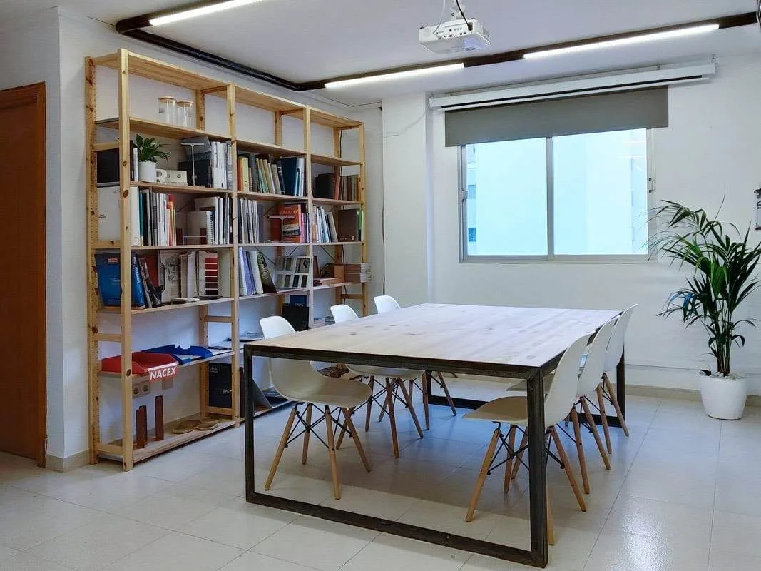 Jrm 12.2 Coworking, Meeting room for 8 people, Palma