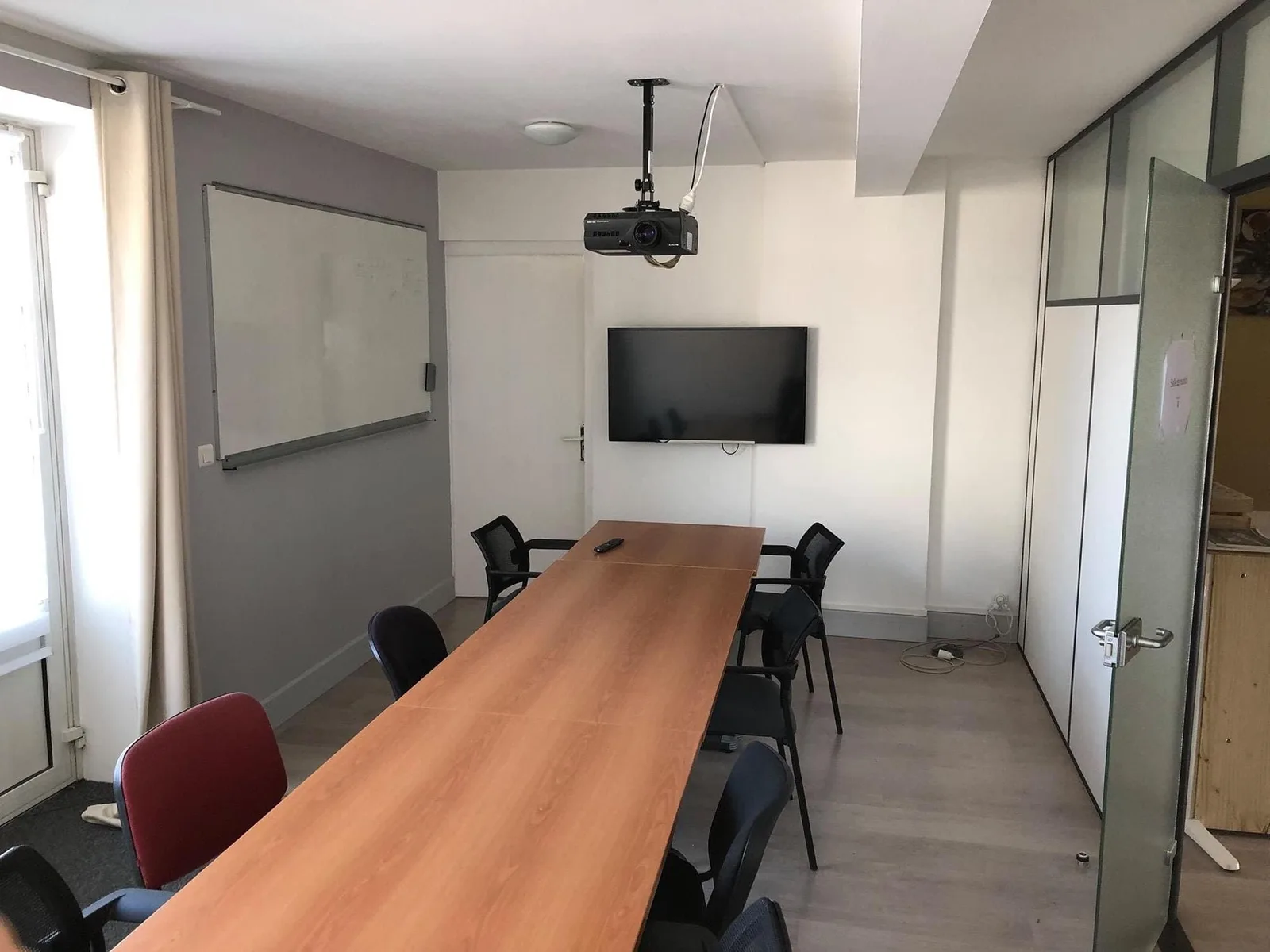 La Kabane, Meeting room for 8 people, Angoulême