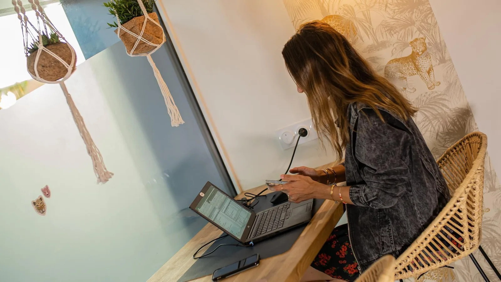 La Kabane Gare Sud, Privatbüro mit 1 Arbeitsplatz, Nantes