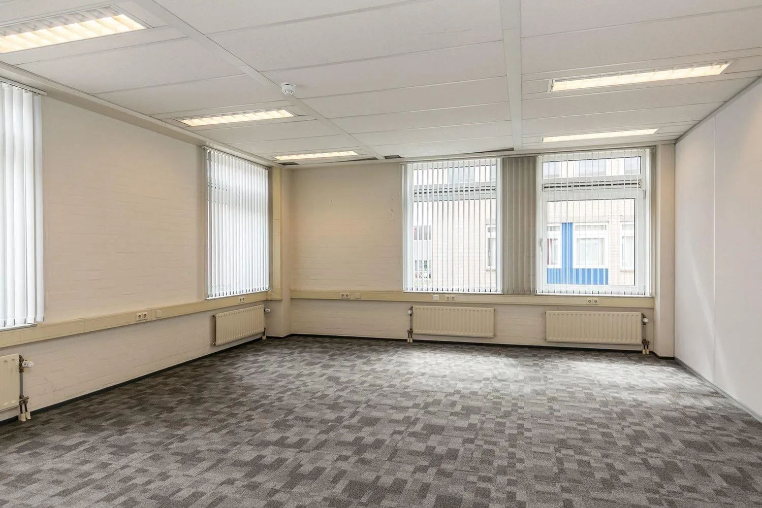 Kantoortehuur010 Cypresbaan 16, Bureau privatif, Capelle aan den IJssel