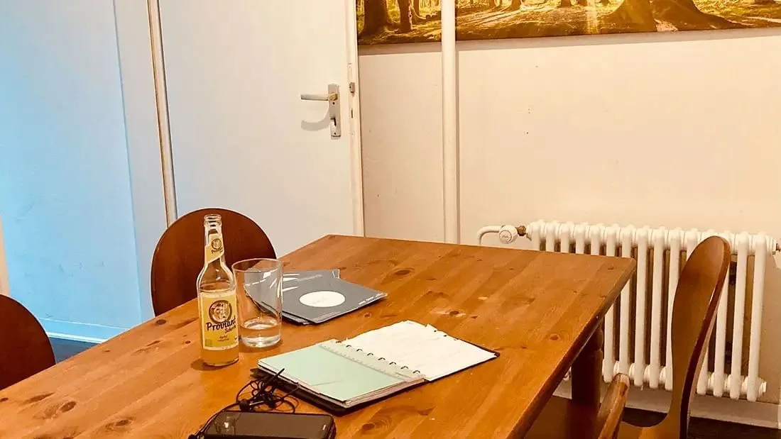 Kiez Büro Coworking Brunnenviertel, Besprechungsraum für 3 Personen, Berlin