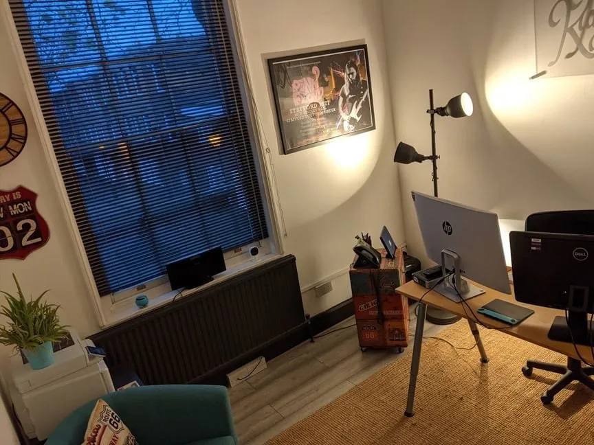 Kings House & Cloisters, Private office, 1 desk, Wolverhampton