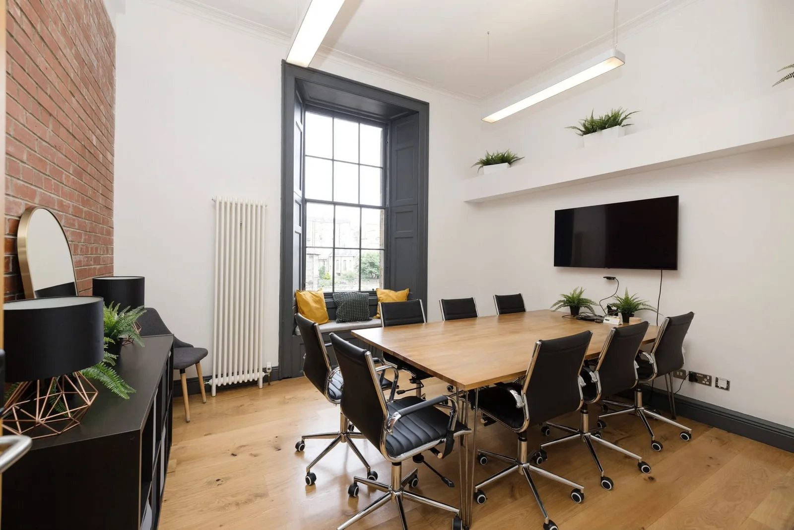 Kingsford - Walker Street, Meeting room for 8 people, Edinburgh