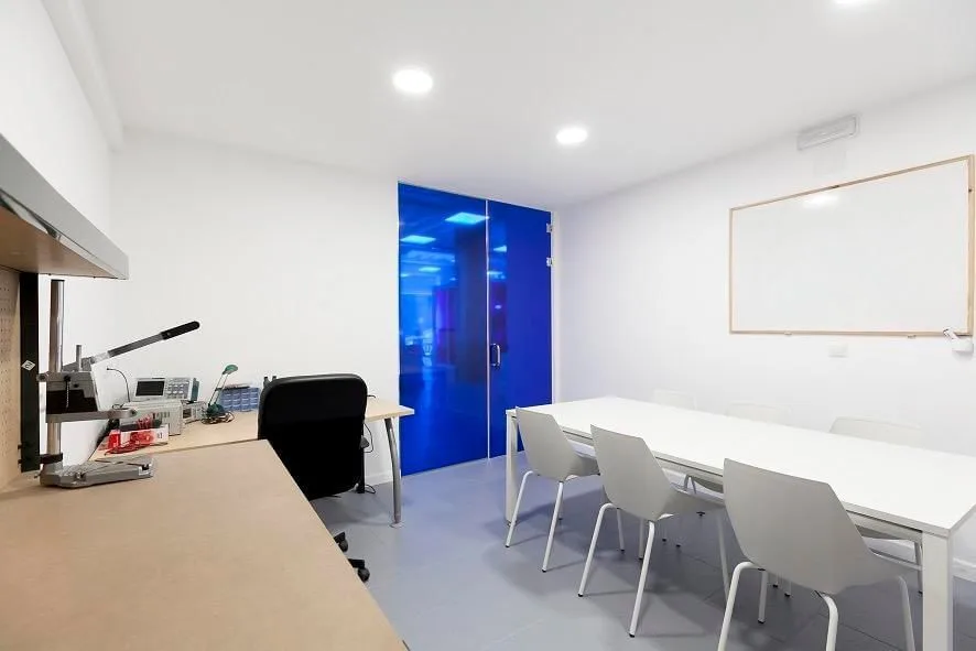 Knowhere, Sala de reuniões para 6 pessoas, Dénia