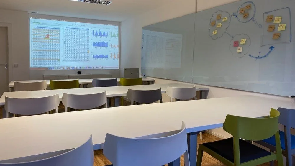 Kompetenzzentrum, Training room for 12 people, Fürstenfeldbruck