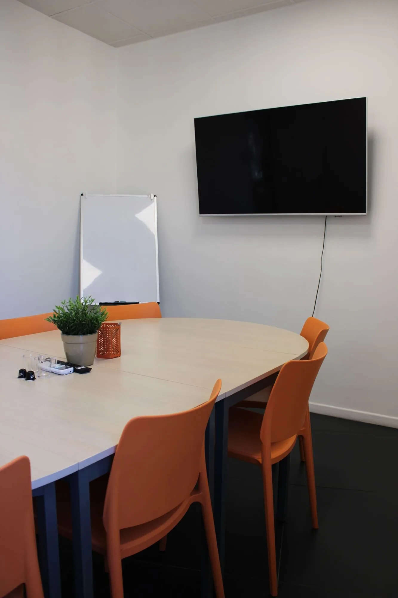 Korner Grasse, Besprechungsraum für 8 Personen, Grasse