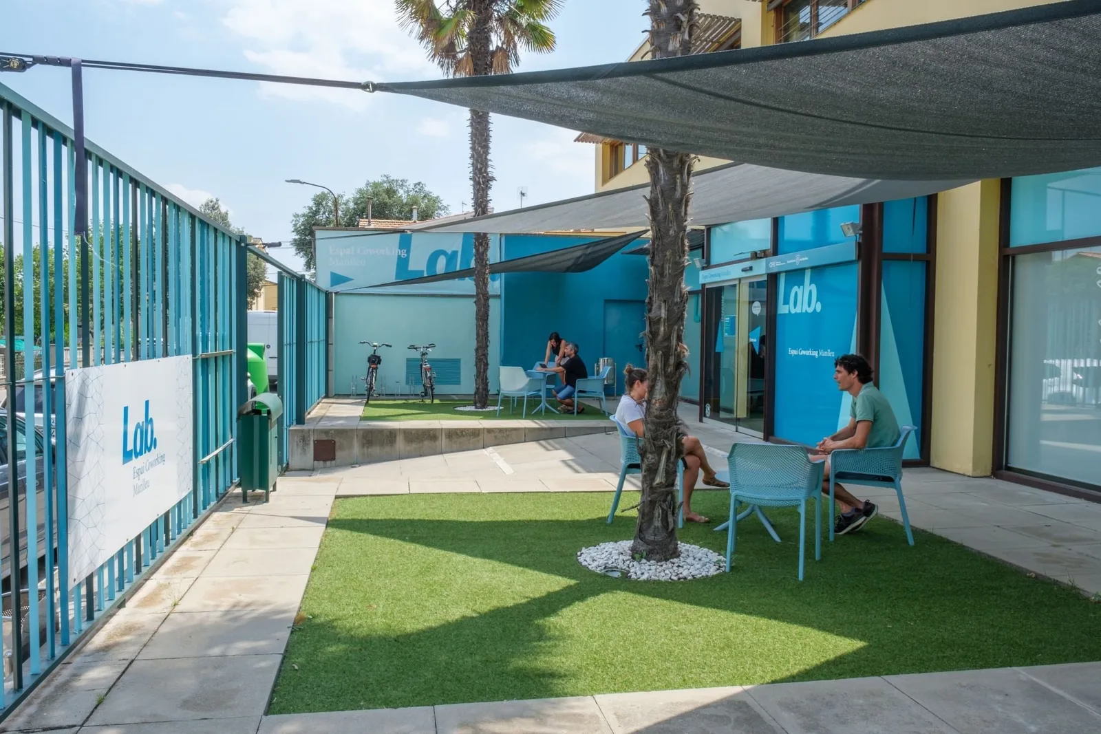 Lab Espai Coworking, Terraza y espacio exterior, Manlleu